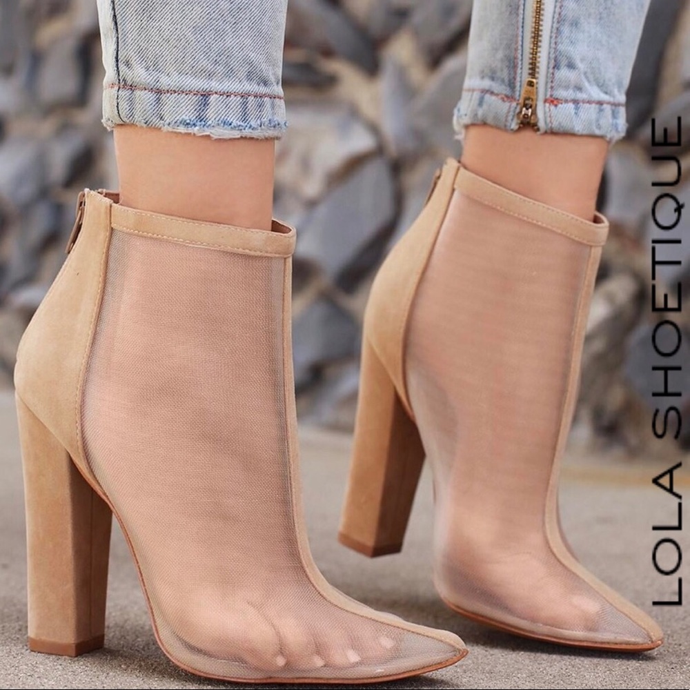 NWOB Lola Shoetique Expose Me Nude